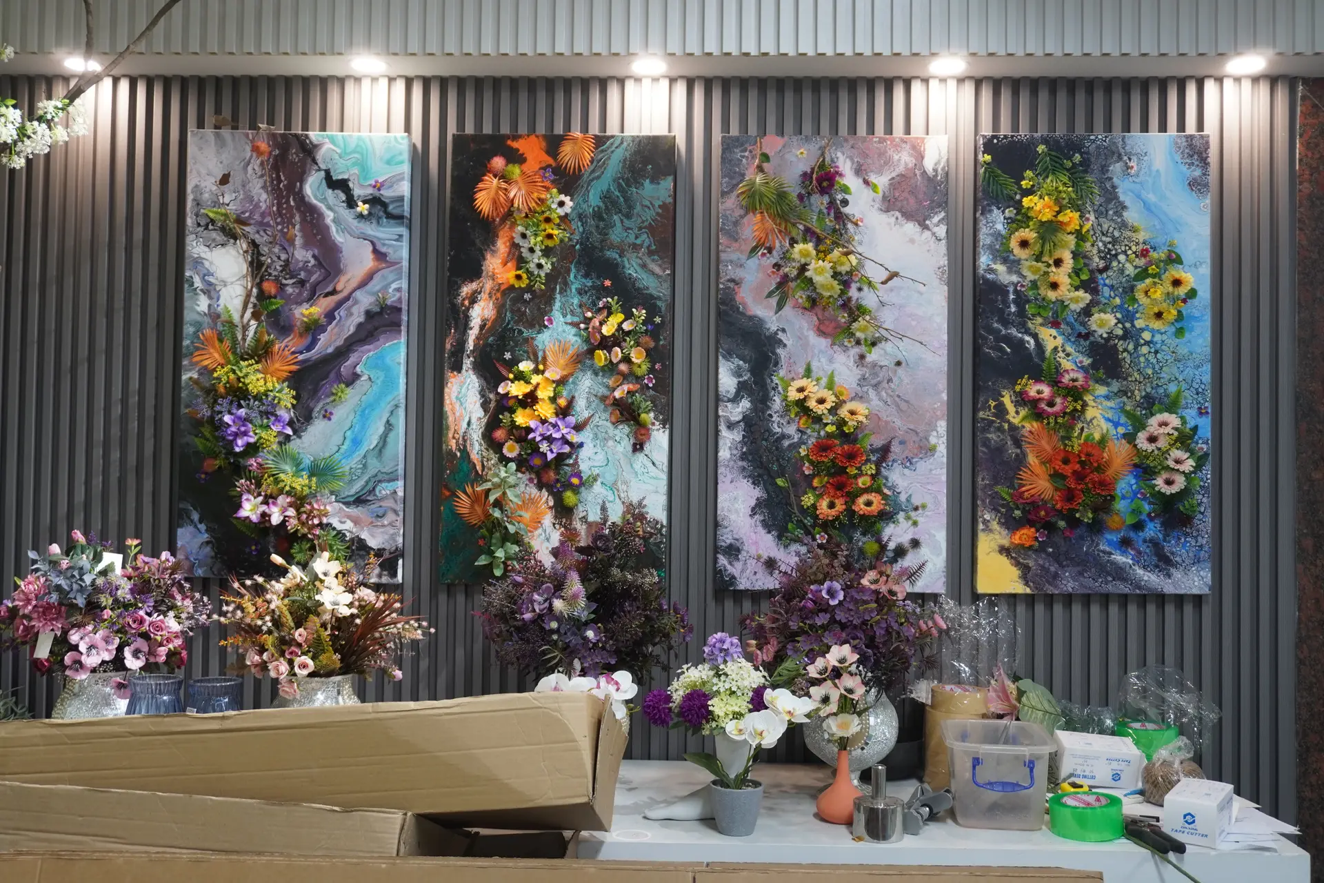 LuckyFloral factory and product showroom