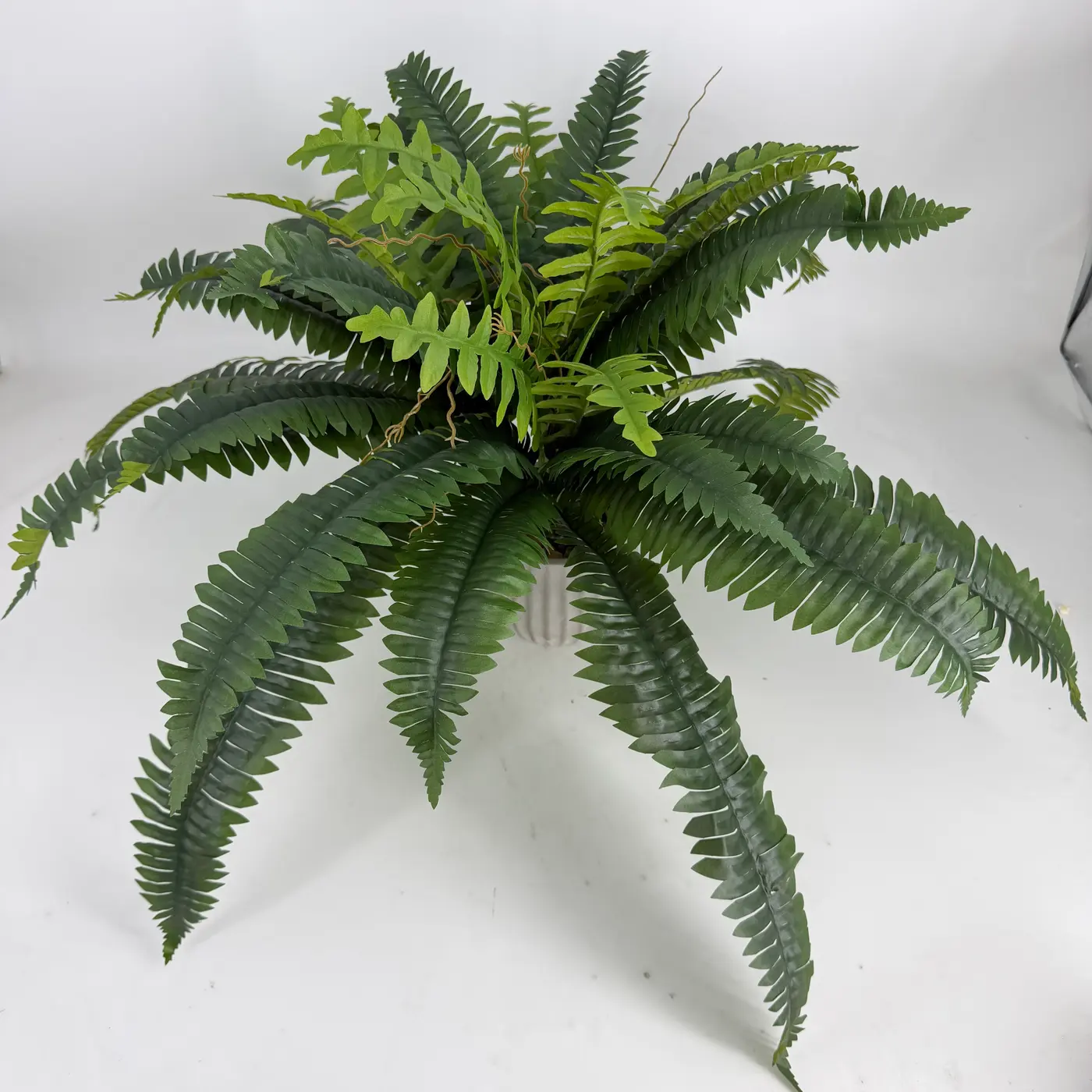 LuckyFloral faux greenery and artificial plant