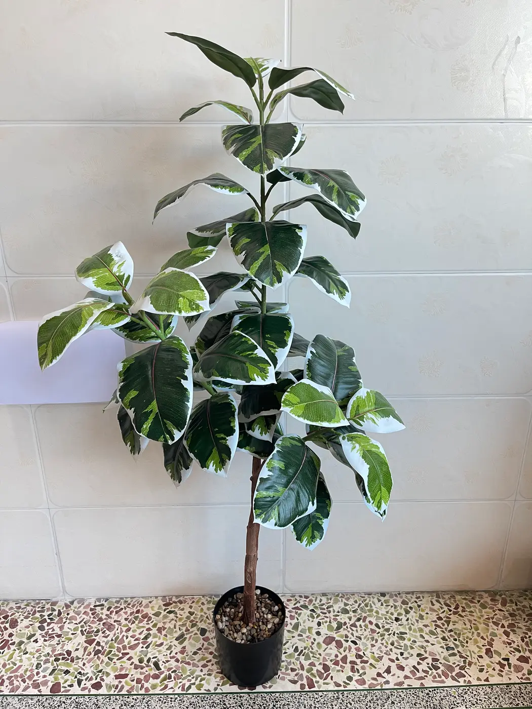LuckyFloral faux greenery and artificial plant